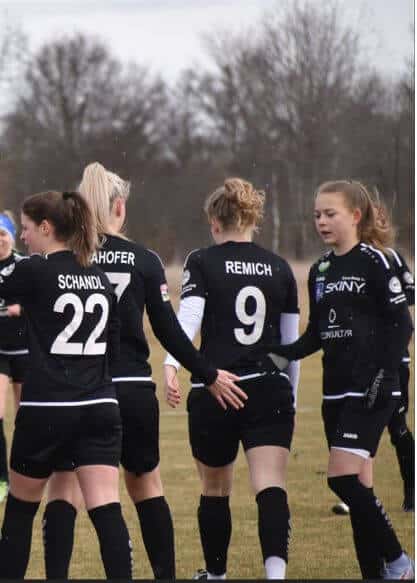 Marie Kristin Leitner stellt sich mit 2 Toren beim FC Südburgenland vor!