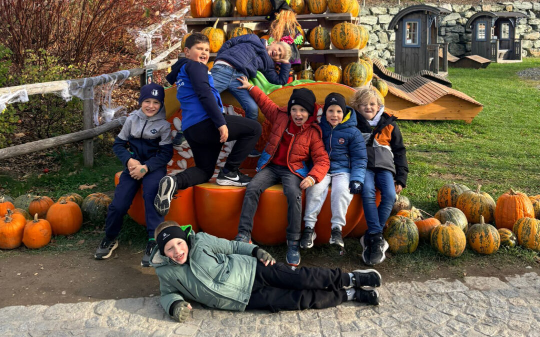 Ausflug zum Saisonabschluss der U8 zum Eis-Greissler nach Krumbach – 27.10.2025